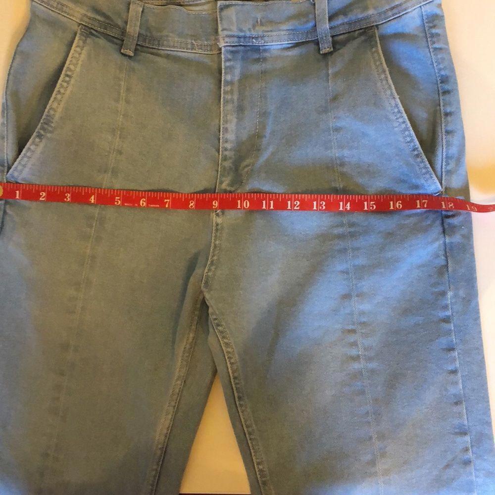 ZARA Light Blue High-Waisted Jeans - Size 31 - Picture 5 of 6
